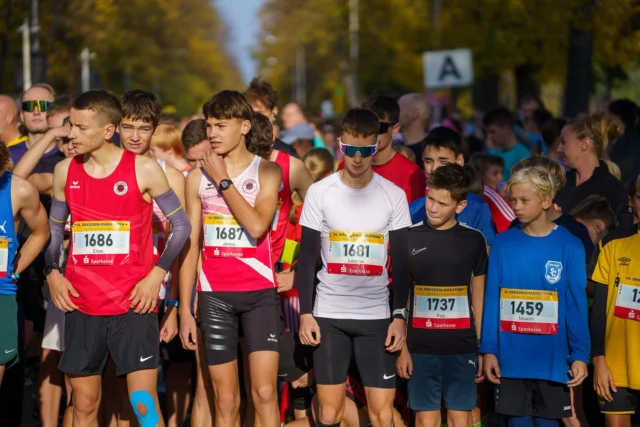 🚀 ONLINE-ANMELDUNG GEÖFFNET:
AOK-10KM-LAUF & SPARKASSEN-5KM-LAUF!  Es ist soweit – die Anmeldung für unsere beiden „schnellen, kurzen“ Distanzen ist jetzt offen! 🏃‍♂💨  📍 AOK-10 km-Lauf – Sonntag, 8:30 Uhr
📍 Sparkassen-5 km-Lauf – Samstag, 16:00 Uhr  ⚠️ Achtung, neue Startzeiten! ⚠️ Der 5 km-Lauf findet dieses Jahr bereits am Samstag statt.  Egal, ob Bestzeitjäger oder Genießerläufer – seid dabei und sichert euch euren Startplatz zum 25. Jubiläum des DRESDEN MARATHON! 🎉  🔗 Jetzt anmelden – Link in der Bio! 🏅  #DresdenMarathon #visitdresden #25JahreDresdenMarathon #LaufendInDresden #JetztAnmelden  🚀 ONLINE REGISTRATION OPEN:
AOK 10KM RUN & SPARKASSE 5KM RUN!  It’s time – registration for our two fast and short distances is now open! 🏃‍♂💨  📍 AOK-10km-Run – Sunday, 8:30 AM
📍 Sparkasse-5km-Run – Saturday, 4:00 PM  ⚠️ Attention, new start times! ⚠️ The 5 km run will take place on Saturday already this year.  Whether you’re chasing a new PB or just soaking up the atmosphere – secure your spot now and be part of the 25th anniversary of the DRESDEN MARATHON! 🎉  🔗 Register now – Link in bio! 🏅